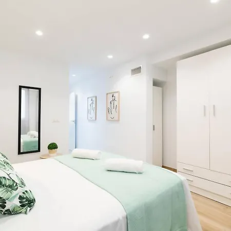 アパート Descubre Piso En El Centro De La Ciudad グラナダ