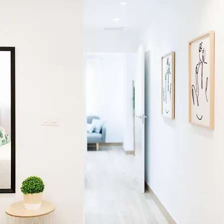 Descubre Piso En El Centro De La Ciudad Apartment